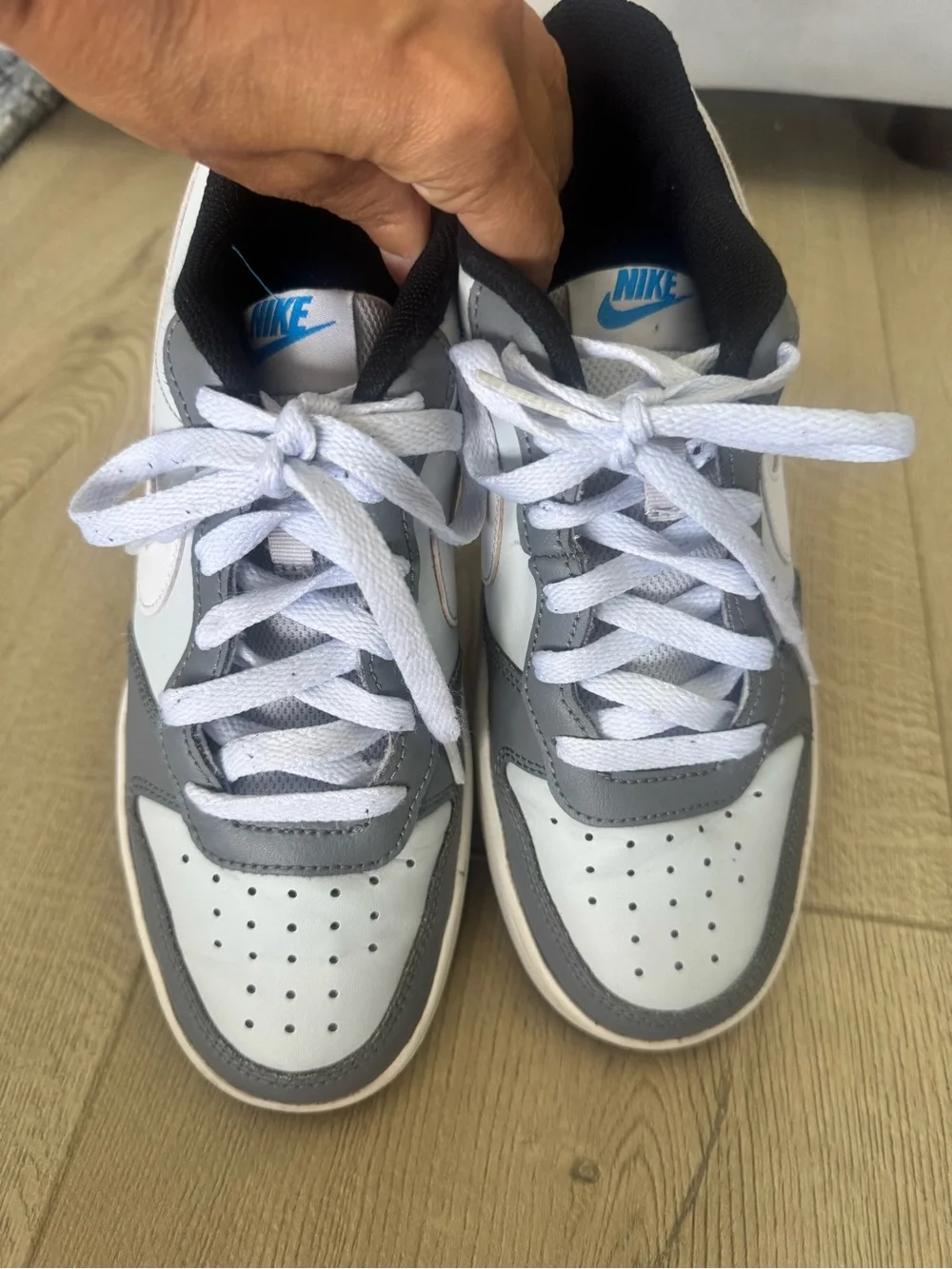 Nike Big Kids Court Borough Recraft Sz 6Y
